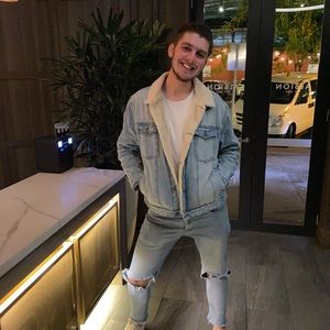 Meet your Posher, Matthew